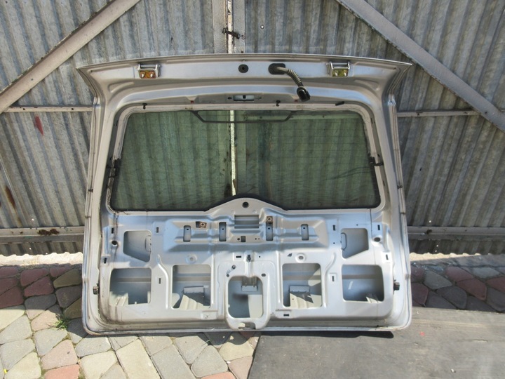 фото №10, Ford mondeo mk3 2.0 tdci 130km 6 крышка зад