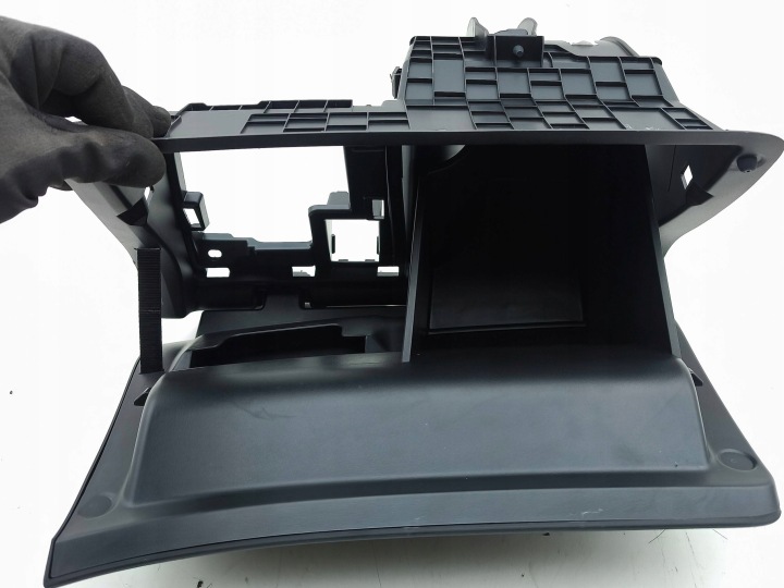 фото №8, Peugeot 2008 ii 2023 бардачок t0536654