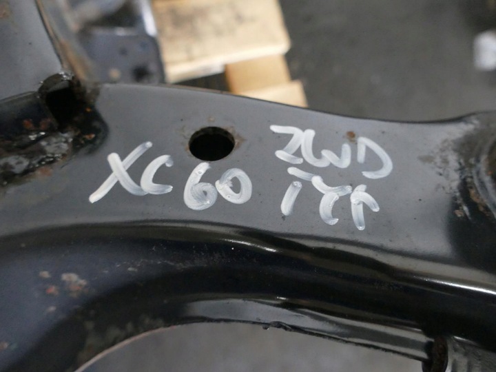 фото №16, Volvo xc60 i рестайлінг 2.0 d4 2wd fwd підрамник візок колиска балка зад