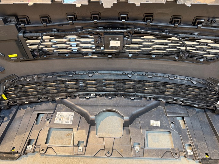 фото №6, Бампер переднє range rover sport l461