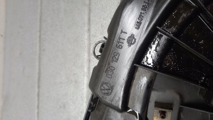 фото №5, Корпус фільтра повітря vw polo iii 95r 030129611