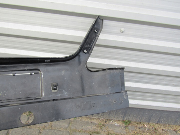 фото №14, 1 mercedes w124 sedan пластик защита багажника ремня замка заднего