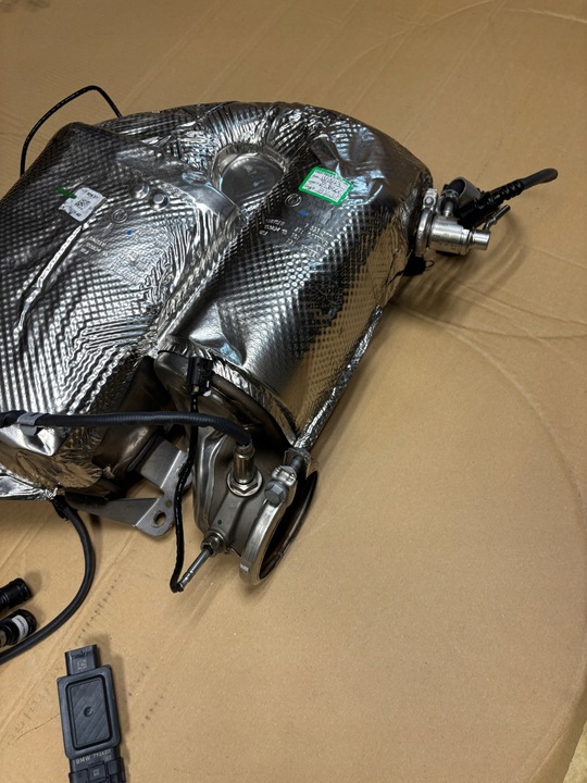 фото №10, Катализатор dpf bmw двигатель b57 286km 3.0l. 30d. 7926583- 7926577 демо.