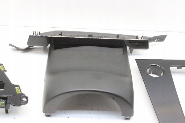 фото №12, Комплект накладка внутренних audi a3 sportback 8ya 8y2857304 1.0l бензин