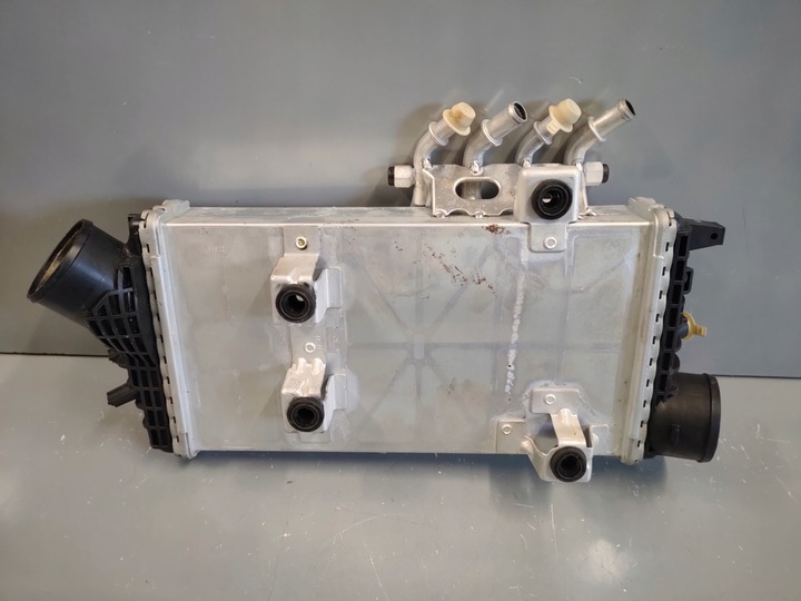 фото №7, Range rover sport l494 радіаторів повітря інтеркулер h4p3-18n968-ab