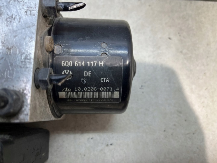 фото №5, Блок управления abs vw polo iv 1.2 12v 6q0614117h