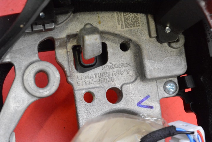 фото №11, Руль кожаный многофункциональная 56130-j9000 hyundai kona 1 i рестайлинг 20-21