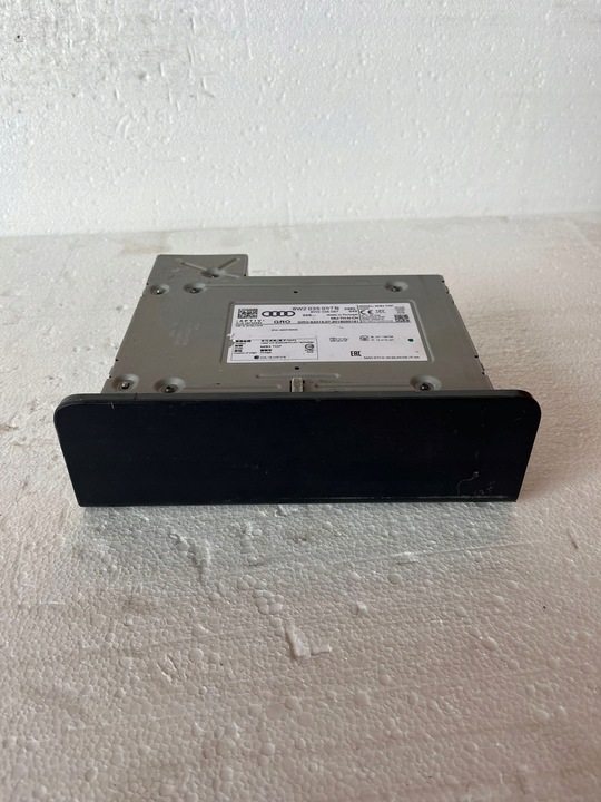 фото №1, Навігація радіо audi 8w2035057b