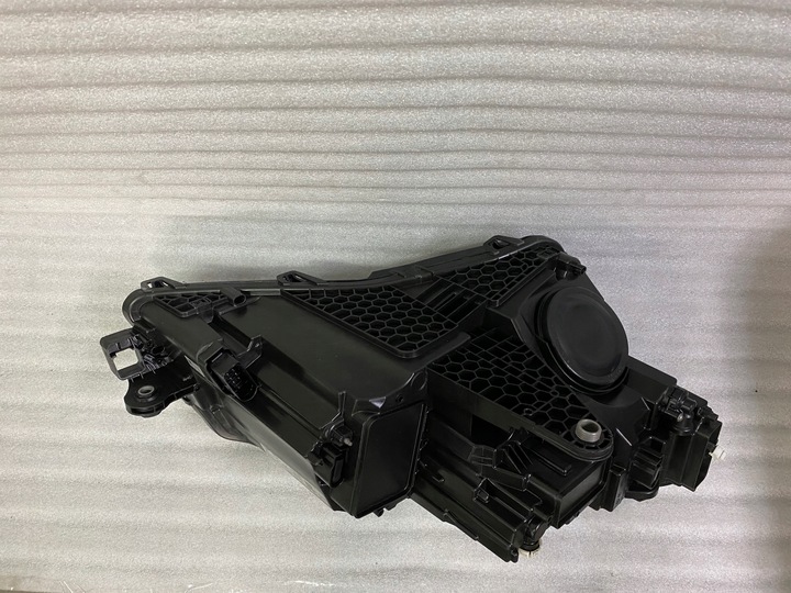 фото №11, Skoda superb 3 3v1 рестайлинг led лампа левая правая