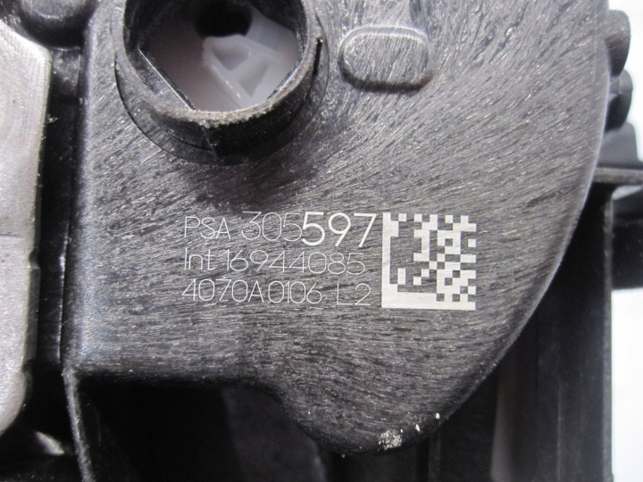 фото №8, Peugeot 2008 ii gt line 22r замок двери левые перед 16944085 6 pin англичанин