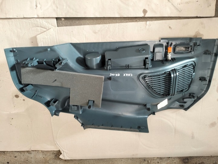 фото №8, Ford grand c-max карта правое багажника am51u46808