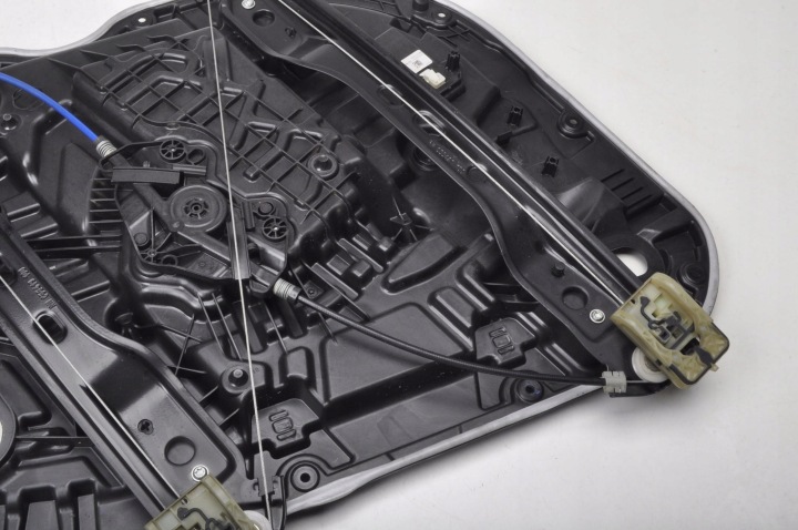 фото №8, Volvo xc60 ii підйомник механізм скла праве перед передній 32353353