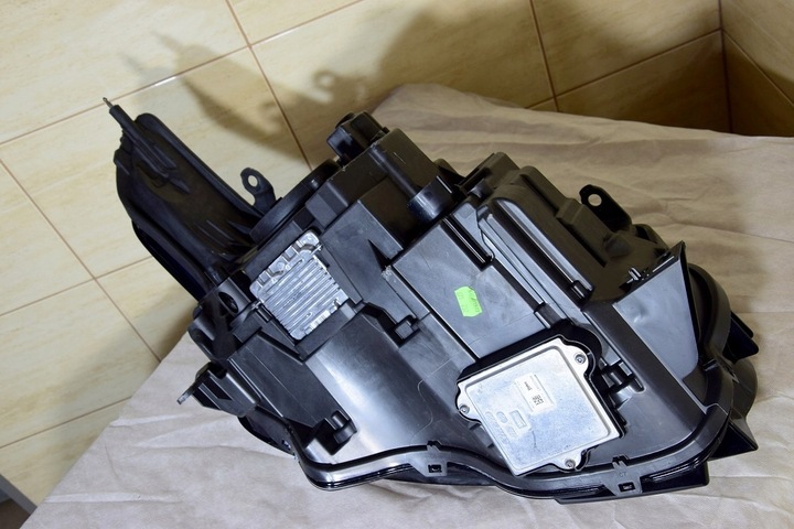 фото №13, Land rover range rover l405 16-r. передня лампа перед