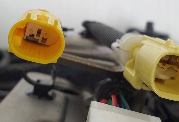 фото №14, Сидіння з підігрівом праві перед kia picanto ii 3d