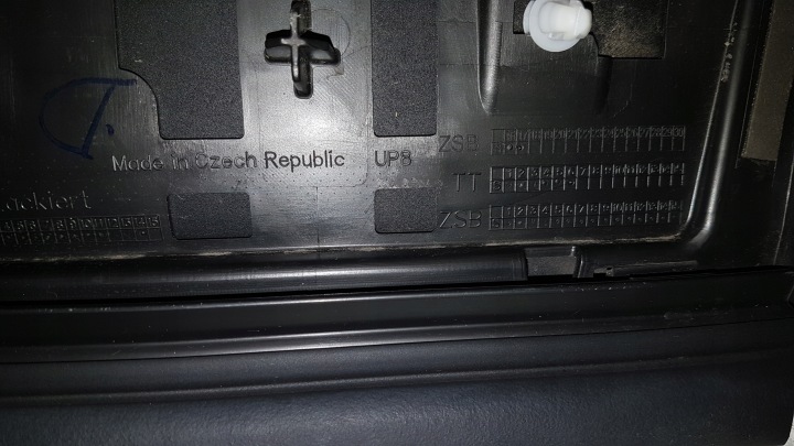 фото №15, Молдинг двері праві зад volkswagen touareg 3 iii 9y0 18-