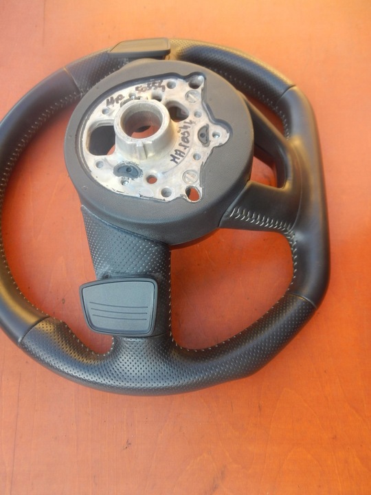 фото №15, Кермо audi a4 8w b9 s-line пелюстки