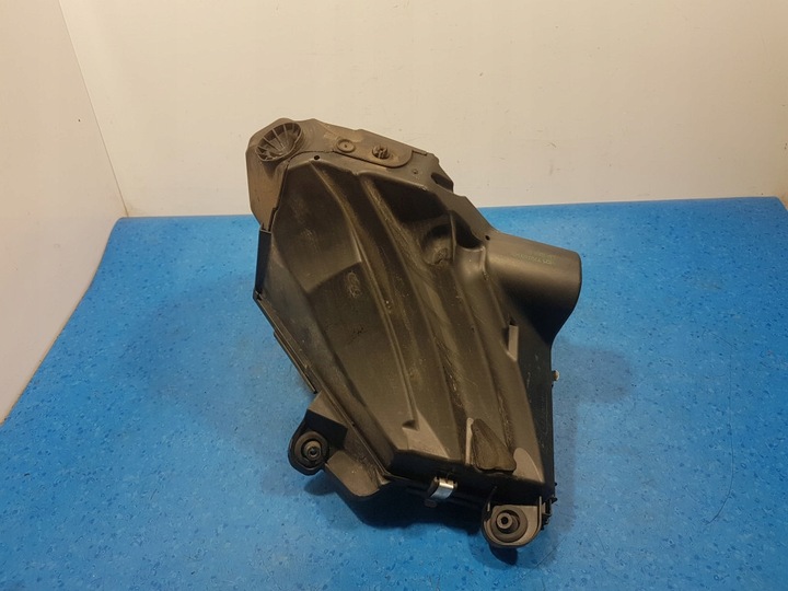 фото №6, Bmw 1 e87 2.0 120d корпус фільтра повітря 7797460