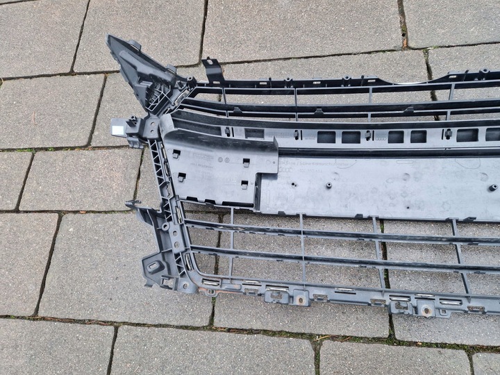 фото №14, Audi tt 8s0 s-line решётка передняя хром 8s0853651 2014