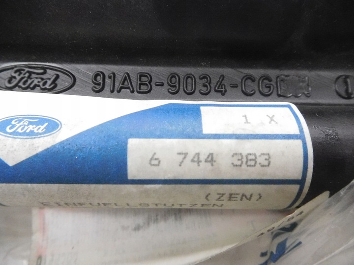 фото №7, Шланг впускной бензиновый do бак топлива ford escort оригинальный номер 6744383