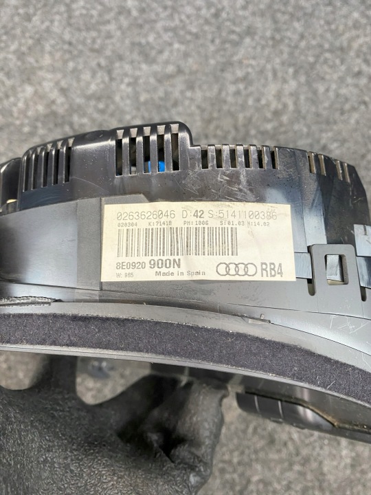 фото №13, Audi a4 b6 2.0 бензин спідометр  європа 0263626046