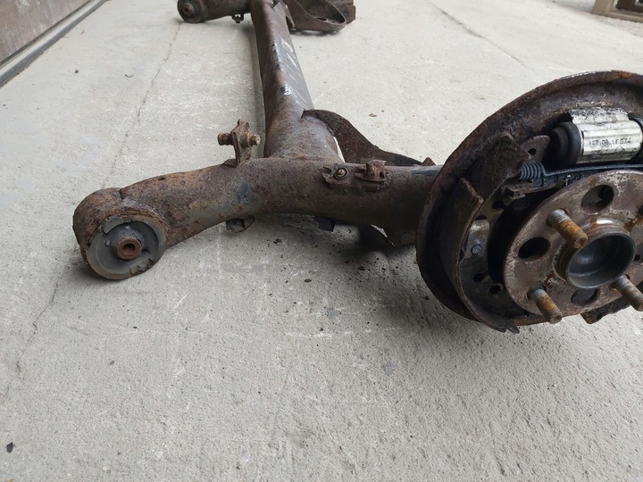 фото №6, Toyota yaris ii iii балка підвішування зад барабани