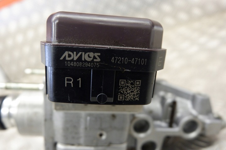 фото №8, Насос abs toyota prius _w5_ 4727047040 1.8l гибрид 72kw 2019