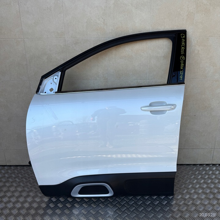 фото №1, Дверь комплектные передние левая citroen c5 aircross 2019 год без гидроусилителя стёкла