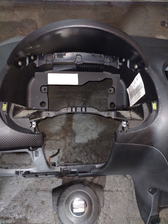 фото №11, Панель раздаточная air bag seat toledo iii