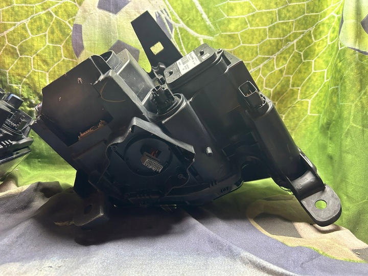 фото №10, Комплект лампа перед jeep grand cherokee srt bi ксенон + led 68144708ac