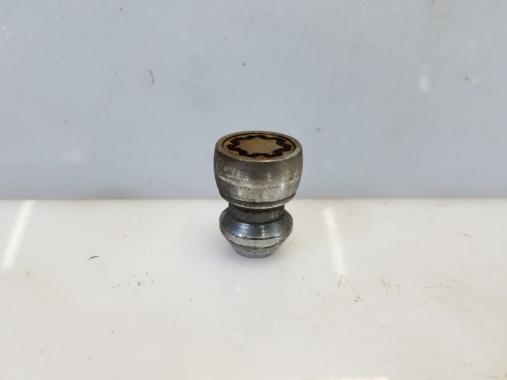 фото №7, Гайка гвинти złodziejka złodziejki kia ceed ii