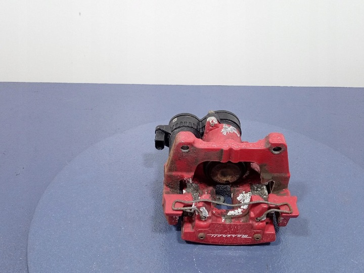 фото №6, Maserati levante суппорт тормозной зад правый задний 06700388370