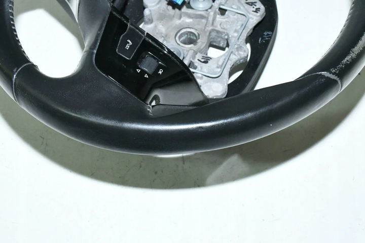 фото №6, Руль кожа мультифункция кнопки peugeot 308 ii t9 t92 2013-