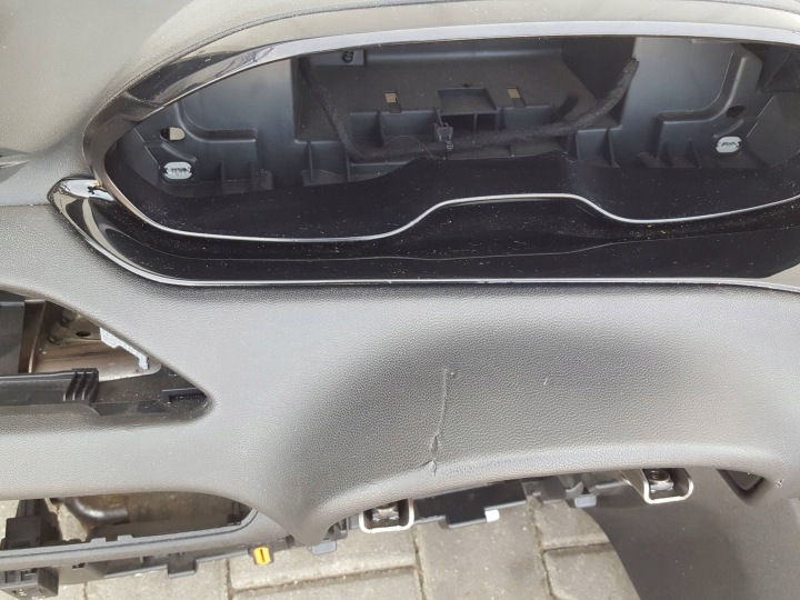 фото №6, Peugeot 208 i 12-14r торпедо роздавальна ремені подушки подушка