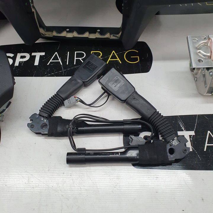 фото №9, Bmw e90 e91 e92 панель навигация кружки консоль подушки подушка безопасности