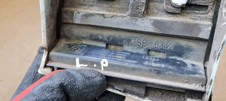 фото №9, Q5 8r рестайлінг sq5 молдинг накладка крила ліва ly9c sline 8r0854959b