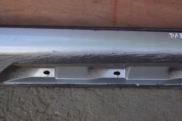 фото №8, Поріг планка порогова права volvo c30 r-design