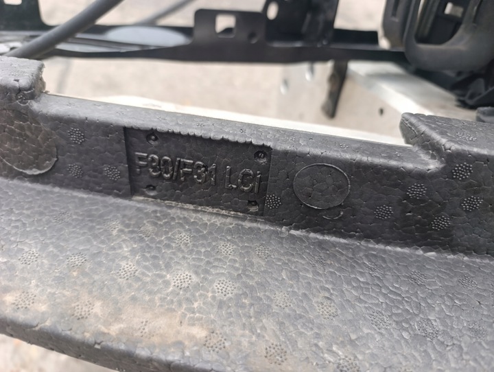 фото №8, Bmw f30 f31 pas переднє радіатор b48 330e