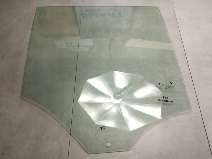 фото №1, Bmw x1 f48 скло права зад 2017