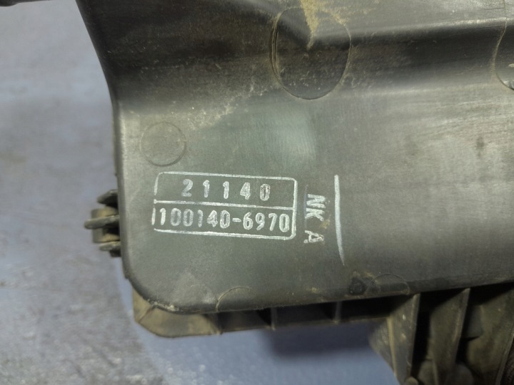 фото №5, Toyota prius ii 03- 1.5 корпус фильтра воздуха расходомер 100140-6970