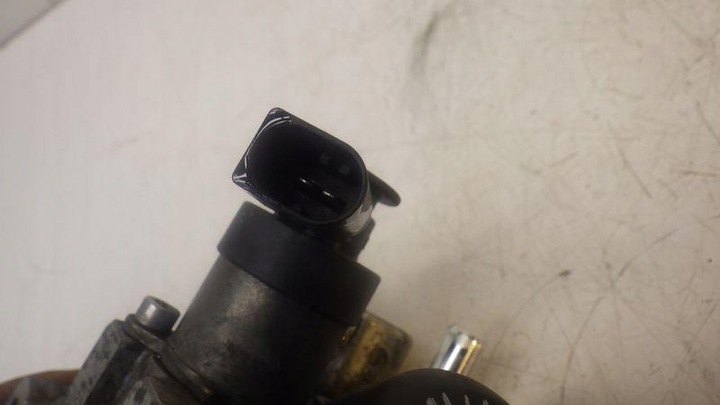 фото №7, Насос впрыскивающий топлива bmw x1 f48 2.0 d 8511626 0445010764