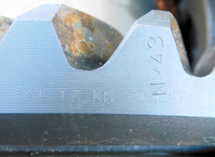 фото №9, Man le 10.225 tgl l2000 m2000 02r головка вкладка моста дифференциал 17,5 37/10