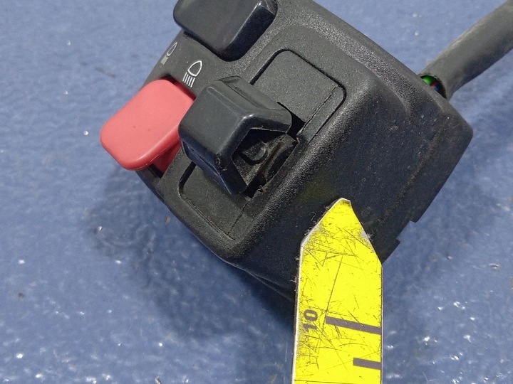 фото №5, Rieju rs2 matrix переключатель рулевой/подрулевой поворотов