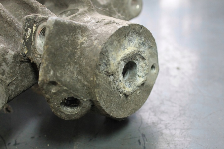 фото №8, Супорт лівий зад citroen c5 iii, peugeot 407