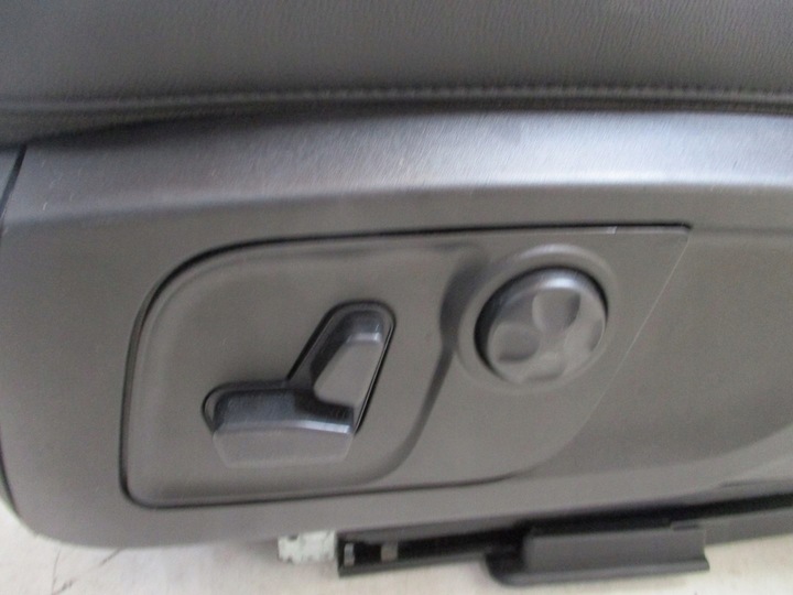 фото №8, Оббивка сидіння шкіра maserati levante 18r