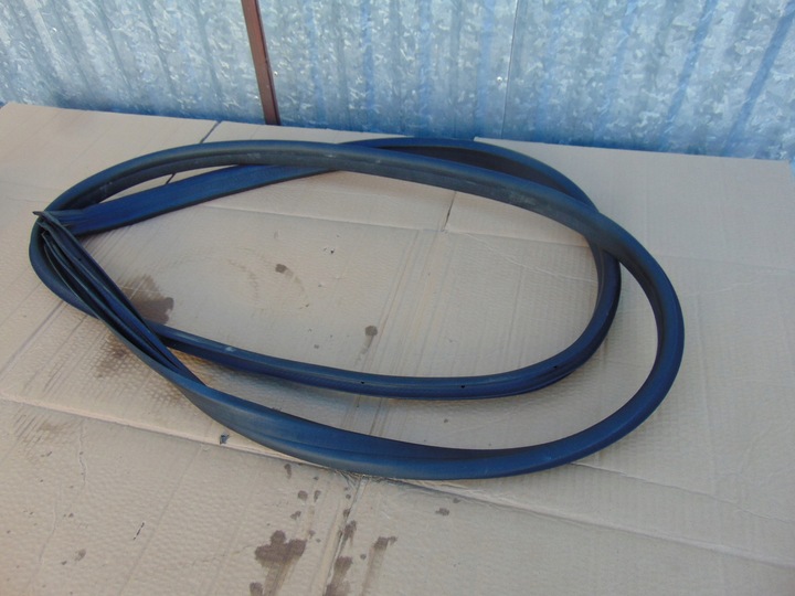 фото №6, Прокладка двері праві перед ford fiesta mk7 3d