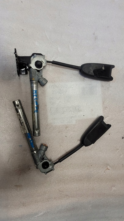 фото №1, 2x натяжитель натяжитель renault megane iii scenic iii демонтаж оригинал