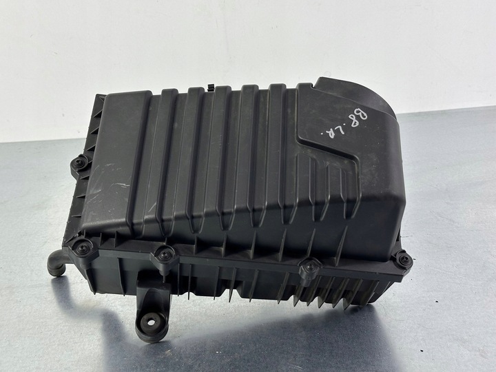 фото №6, Volkswagen passat b8 2016 корпус фільтра повітря 3q0129607