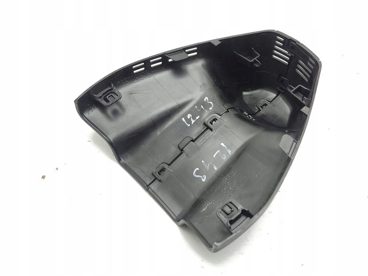 фото №8, Jeep avenger 2024 отделка зеркало заднего вида