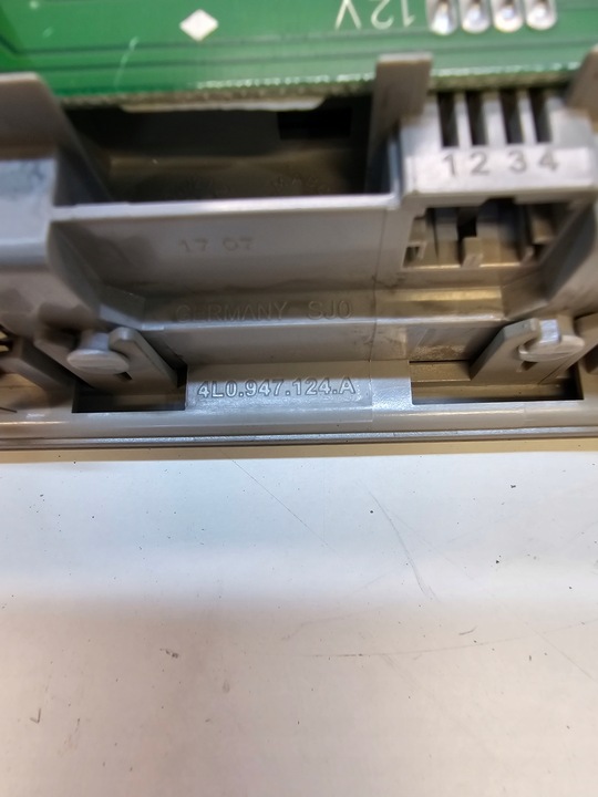 фото №5, Освещение кабины audi a6 c6 q7 4l 4l0947124a