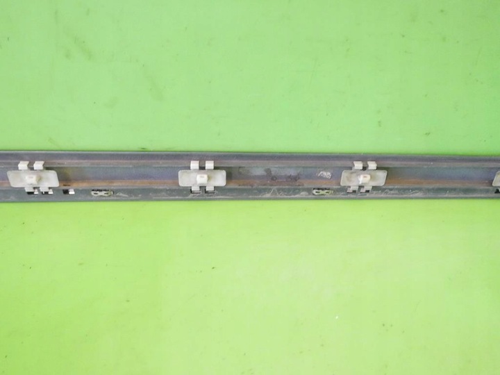 фото №8, Планка дверная правая перед mercedes w211 sedan